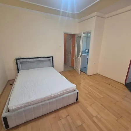 Appartement Mathias 2 *