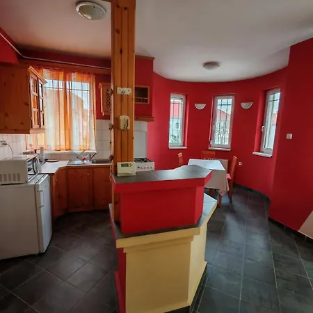 Appartement Mathias 2 *